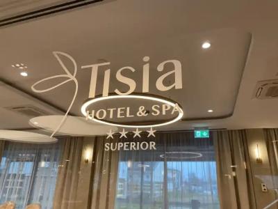 Tisia & Spa - 11