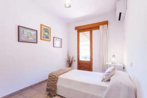 Guest House «Beach House Magdalena», Cala San Vicente