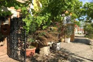 Raspi Apartman Etterem es Boraszat, Fertorakos
