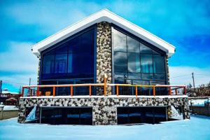 Ultra Luxury Ski Chalet Argaeus in mount Erciyes - up to 9 people, Kayseri