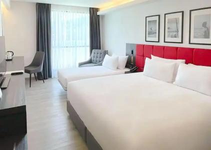 Travelodge Phuket Town - 3