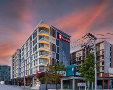 Travelodge Phuket Town - 33