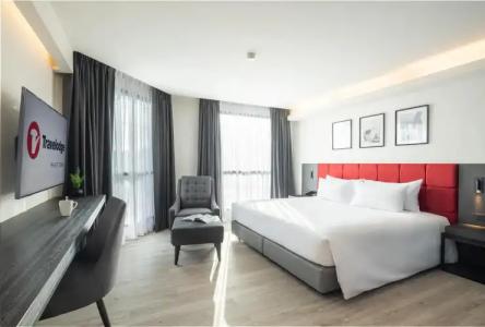 Travelodge Phuket Town - 41