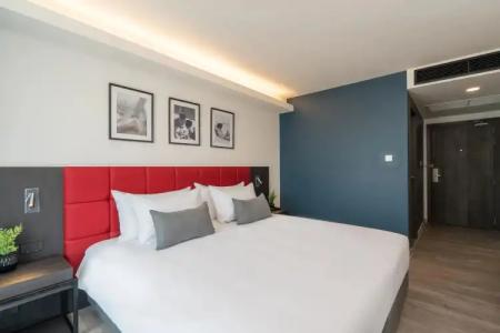 Travelodge Phuket Town - 21