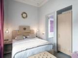 Honeymoon Suite