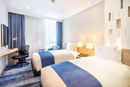 Holiday Inn Express Bangkok Soi Soonvijai, an IHG - 114