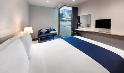 Holiday Inn Express Bangkok Soi Soonvijai, an IHG - 102
