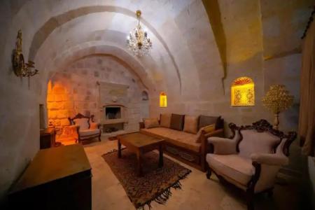 Serenus Cave Suites - 84