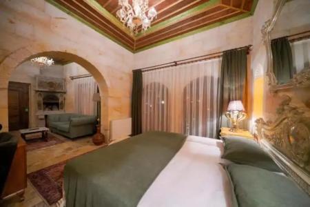 Serenus Cave Suites - 58