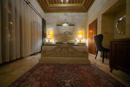 Serenus Cave Suites - 52