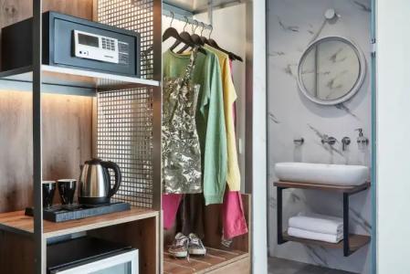 NLH KERAMEIKOS - Neighborhood Lifestyles - 48