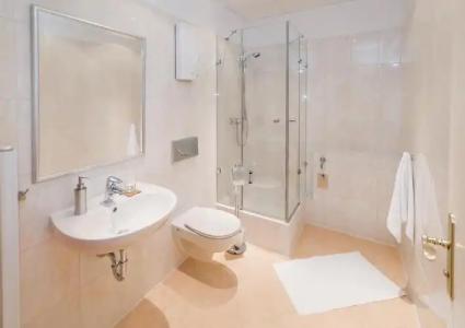 AMC Apartments Bundesallee - 7