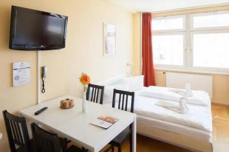 AMC Apartments Bundesallee - 3