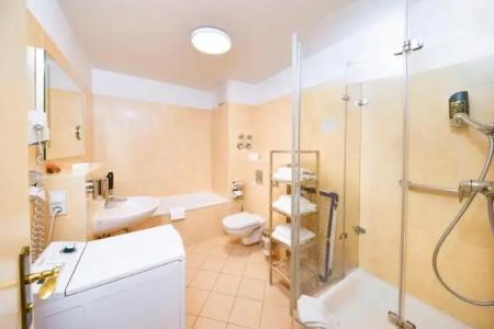 AMC Apartments Bundesallee - 36