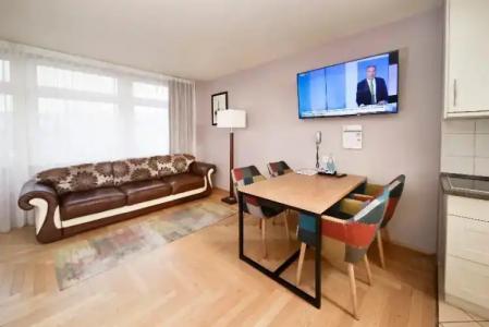 AMC Apartments Bundesallee - 48