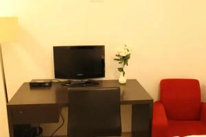 Lovely Studio Cologne West - Neues Momomotel, Koln