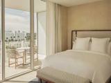 Double Suite with Lauderdale city view