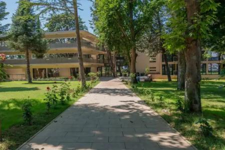 Queen Nelly Park - 37