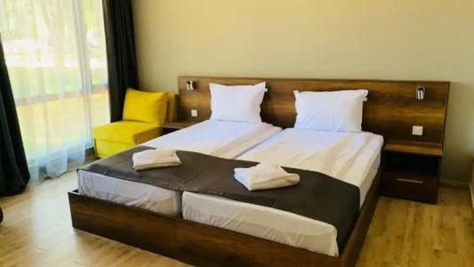 Queen Nelly Park - 53