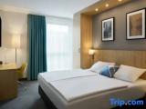 Standard Double room with street view
