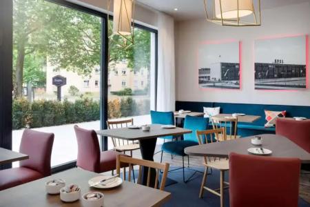 Hampton By Hilton Kaiserslautern - 21