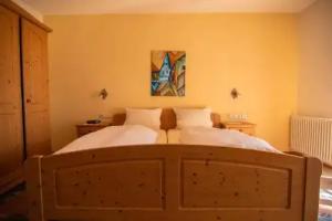 Gästehaus Hellmer Mini-hotel, Neustadt an der Weinstrasse