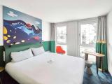 Standard Quadruple Family Suite