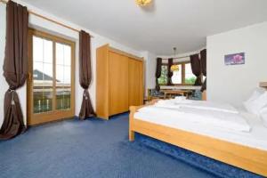 Gästehaus Unt' am See Mini-hotel, Bernau am Chiemsee