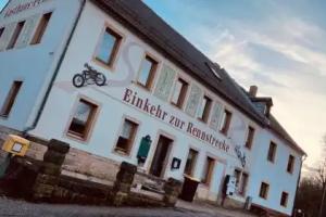 Einkehr zur Rennstrecke Hotel, Hohnstein