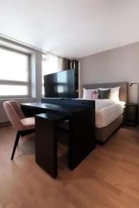 SAXX "Am Theater Karree" - 7