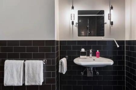 Moxy Frankfurt Airport Kelsterbach - 9