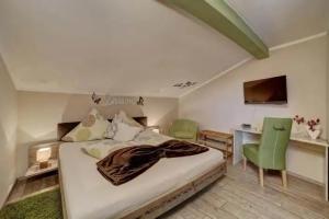 Zum singenden Musikantenwirt Mini-hotel, Regen