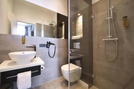 JustStay Grevenbroich & Apartments - 8