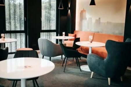 JustStay Grevenbroich & Apartments - 16