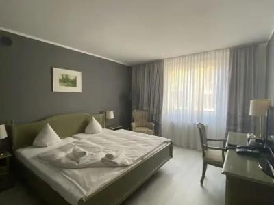 SL'otel im Parforcehaus - 3