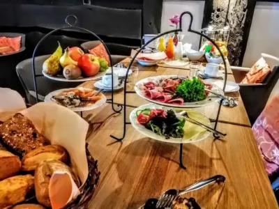 Burg Wassenberg - 10