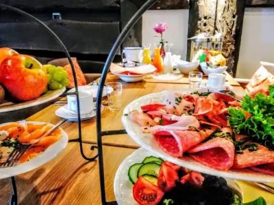 Burg Wassenberg - 12