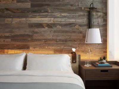 JUNIOR PRIVATE SUITE Unit located W South Beach - 25