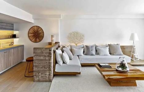 JUNIOR PRIVATE SUITE Unit located W South Beach - 71
