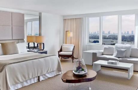 JUNIOR PRIVATE SUITE Unit located W South Beach - 101