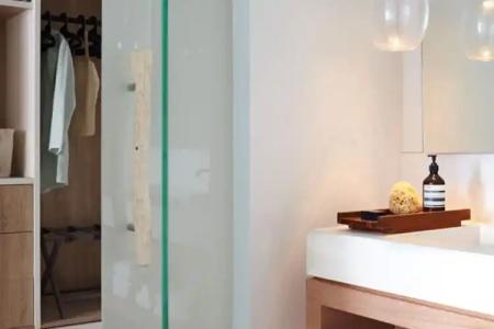 JUNIOR PRIVATE SUITE Unit located W South Beach - 13