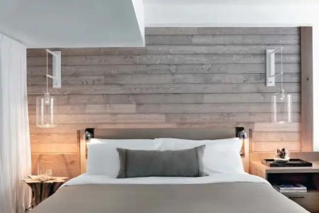 JUNIOR PRIVATE SUITE Unit located W South Beach - 4