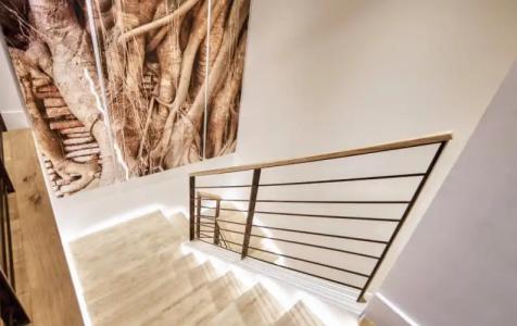 JUNIOR PRIVATE SUITE Unit located W South Beach - 56