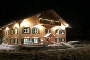 Gasthof Hirsch Mini-hotel, Rettenberg