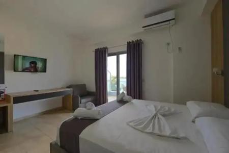 Esmerald Ksamil - 116