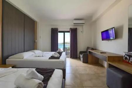 Esmerald Ksamil - 113