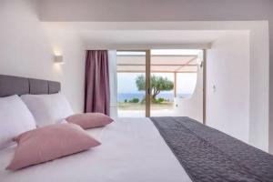 Corfu Hotel Apartments, Benitses
