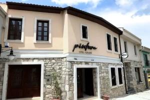 Pintura Urla Hotel, Urla