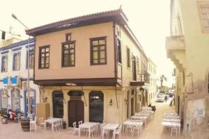 Damaki, Cesme