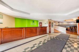 Quality Inn & Suites, Brampton